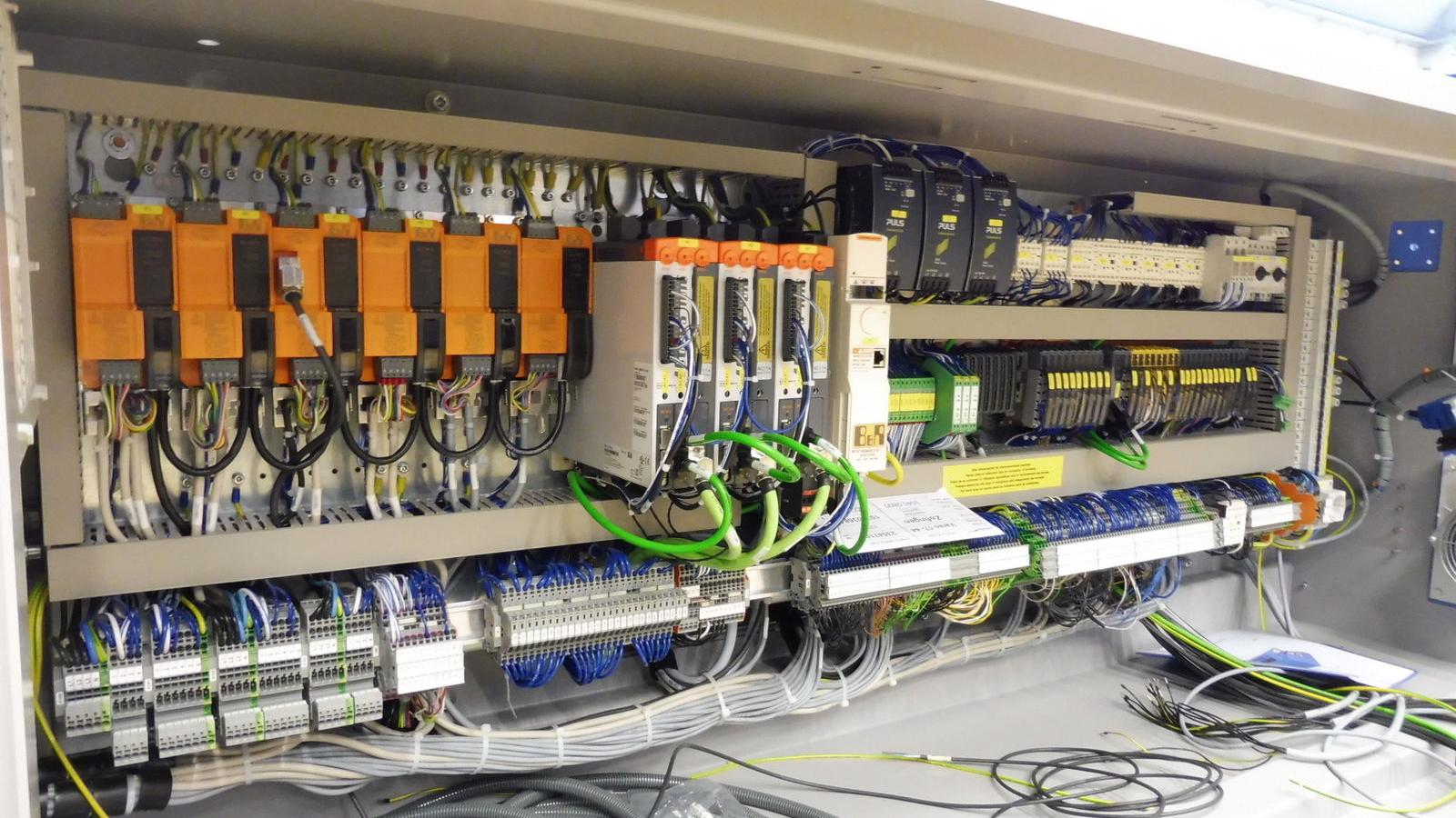 Odoo - Prueba 3 a tres columnas